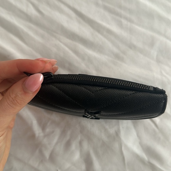 SAINT LAURENT WALLET CASSANDRE MATELASSÉ FRAGMENTS FLAP CARD CASE - Picture 8 of 10